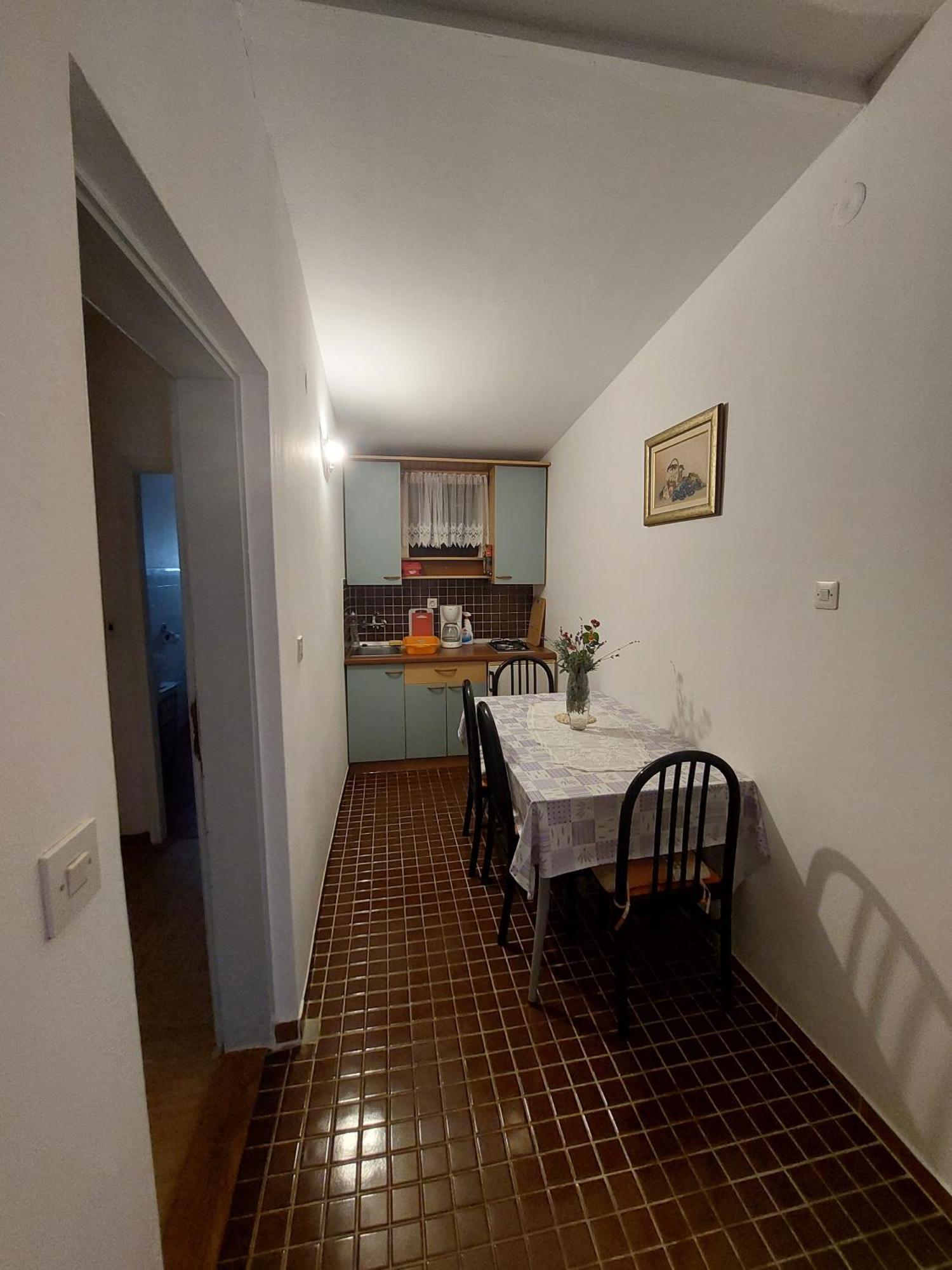 Apartmani Tinka Starigrad Paklenica Exterior foto