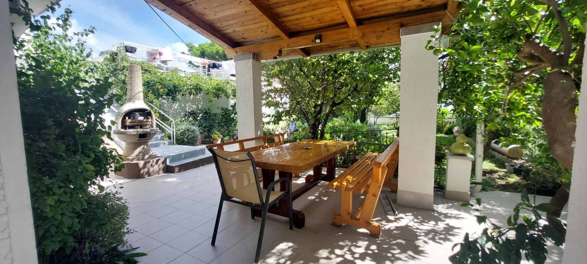 Apartmani Tinka Starigrad Paklenica Exterior foto